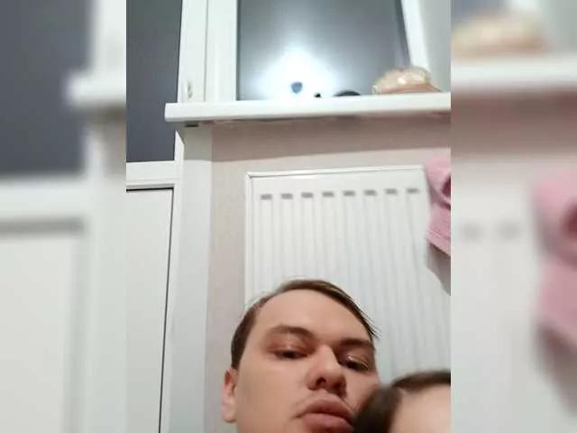 Alicekiss0012 from BongaCams