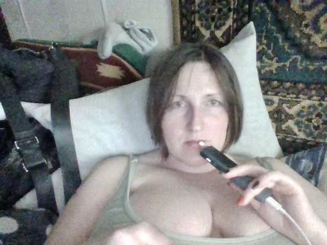 Watch sweet camwhore AllaSowinskaya AllaSowinskaya from BongaCams