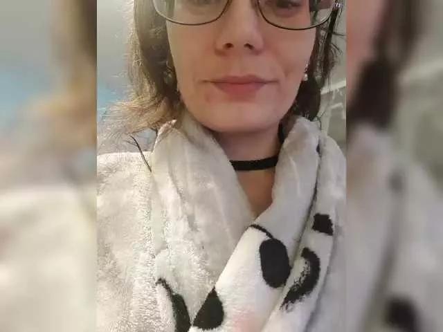 analiMilana on BongaCams 