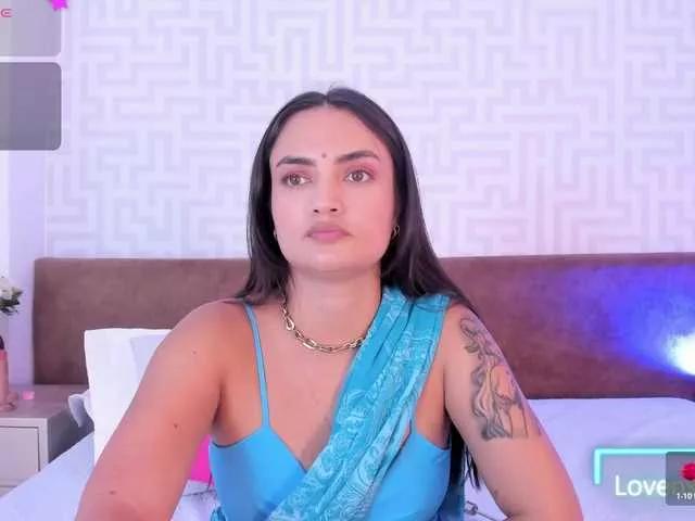 anany- from BongaCams