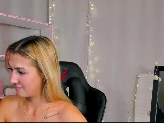 Arya-solar on BongaCams 