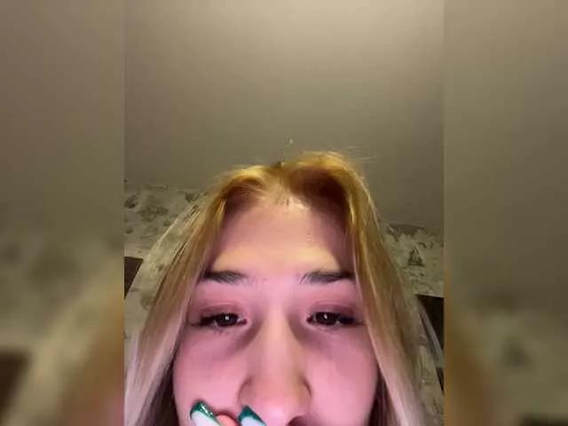 Arya-solar on BongaCams 