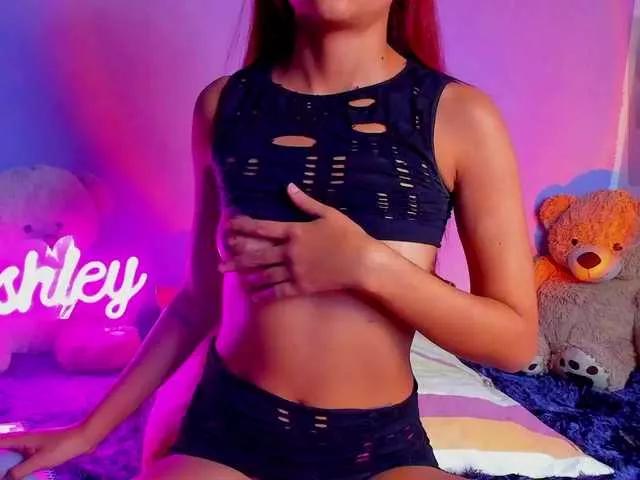 Masturbate to naked model Ashley-jenner ashley-jenner from BongaCams