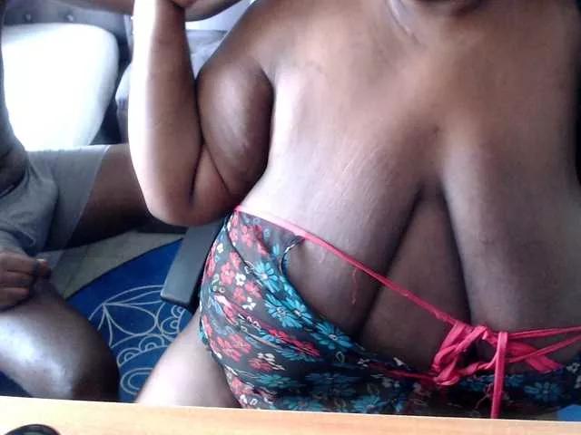 BongaCams Bigboobscoupls bigboobscoupls from BongaCams