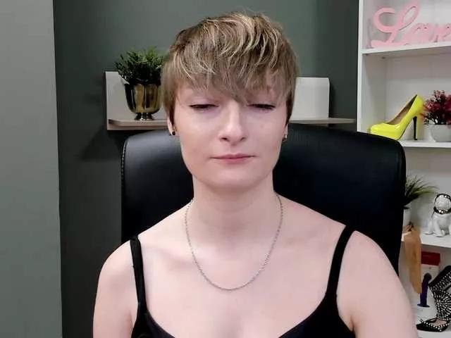 Discover 30 years old BlairPlay from BongaCams BlairPlay from BongaCams