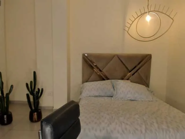 CarolineEvans — I am burning with desire and can't wait to get started    IG: caroline_evans28   Goal: blowjob   @remain tks