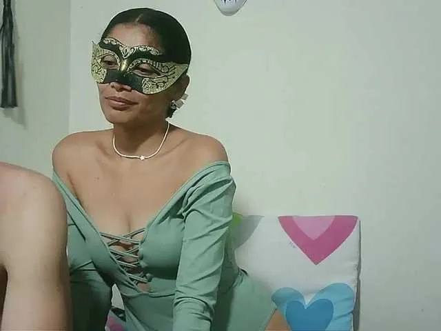 couplehot27 — show naked  finger in pussy  200 tks