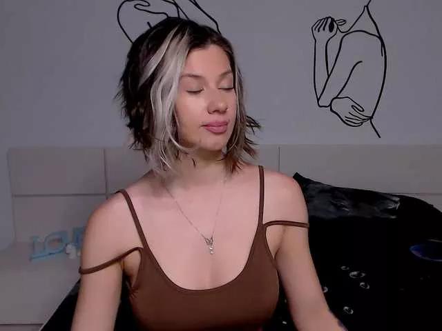 Try 29 years old devilishfox from BongaCams devilishfox from BongaCams