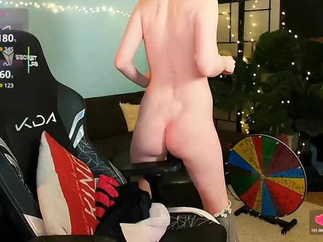 EmberSkye on BongaCams 