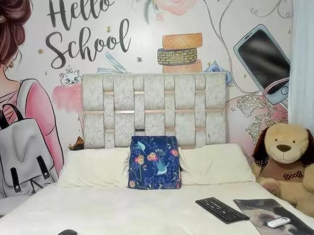 EMMA-SWEET on BongaCams 