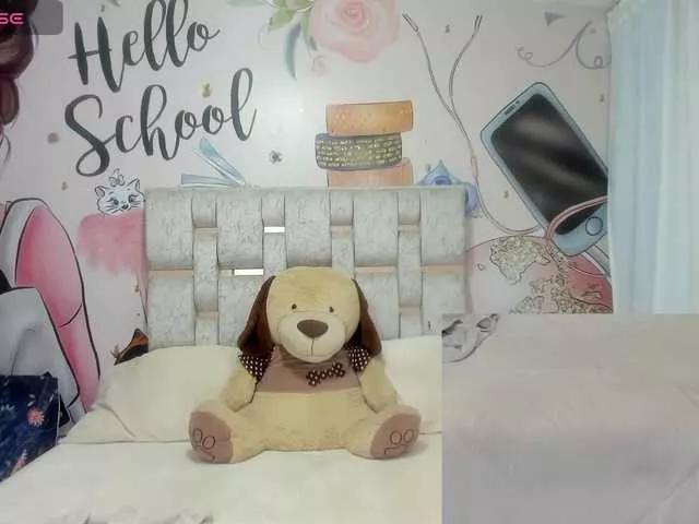 EMMA-SWEET on BongaCams 