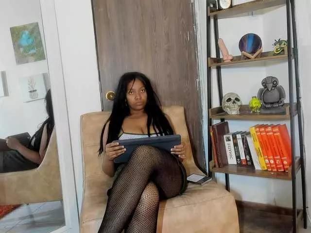 Explore naked model Gia-fantasy- gia-fantasy- from BongaCams