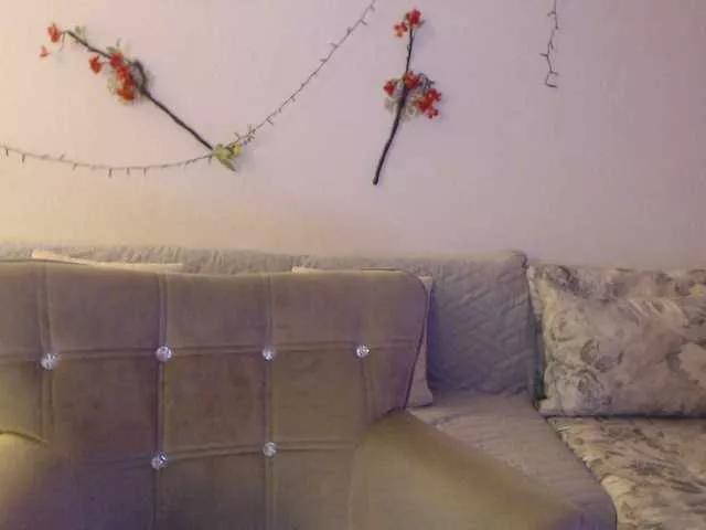 Try slutty performer GoodSnowQueen goodSnowQueen from BongaCams