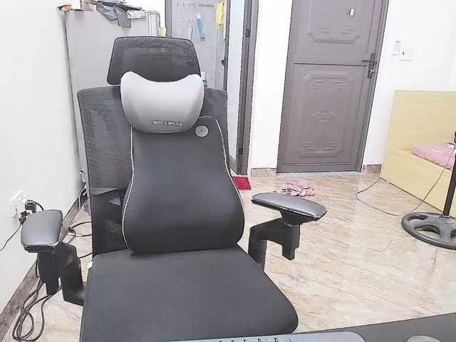 Discover Hana099, she wants to masturbate for you Hana099 from BongaCams