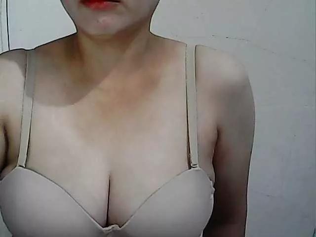 Masturbate to dirty camslut Hotbabyasian hotbabyasian from BongaCams