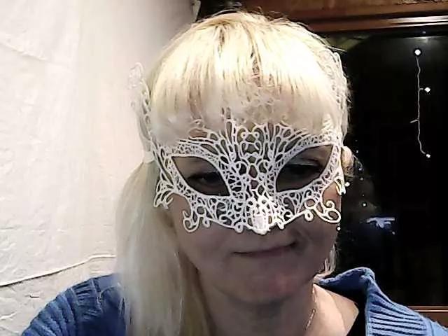 Explore BongaCams's Iinna Iinna from BongaCams