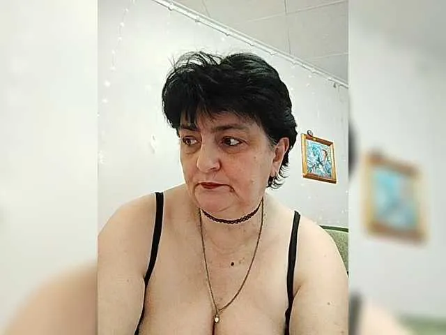 BongaCams IsXLoves is Freechat IsXLoves — I really want a coffee machine. If you like me, leave a comment on my profile and give me your love