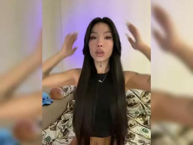 JulieTurner on BongaCams 