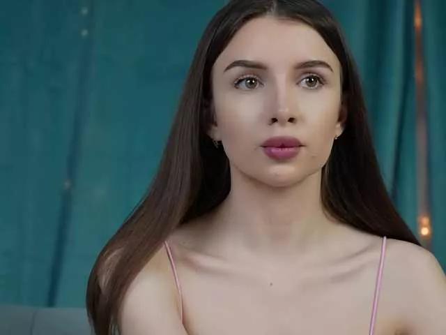 KarnaaVall on BongaCams