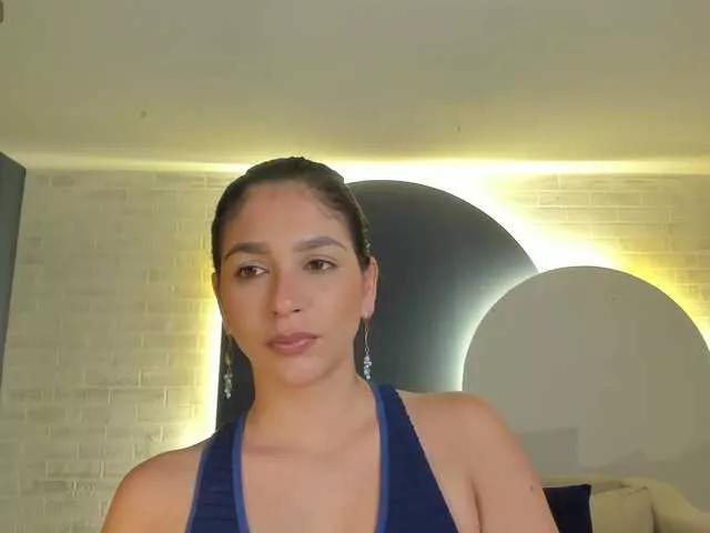 LaylaCutler on BongaCams 