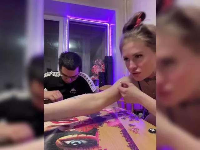 Letti28 from BongaCams