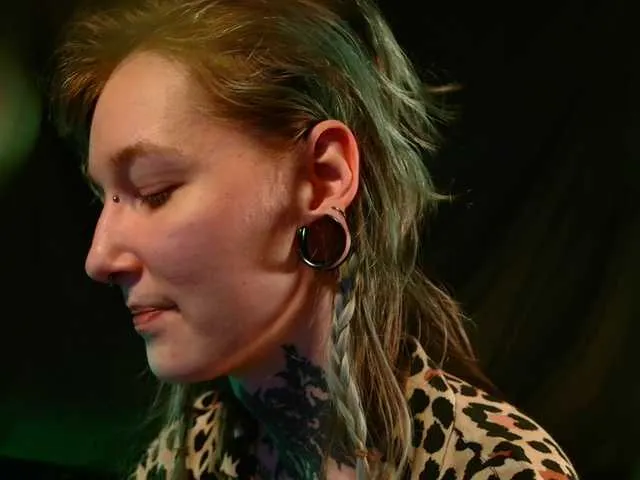 BongaCams LittleSpaceMouse- is Freechat LittleSpaceMouse- — ! Private only after 999tk prepay for 10 min show !