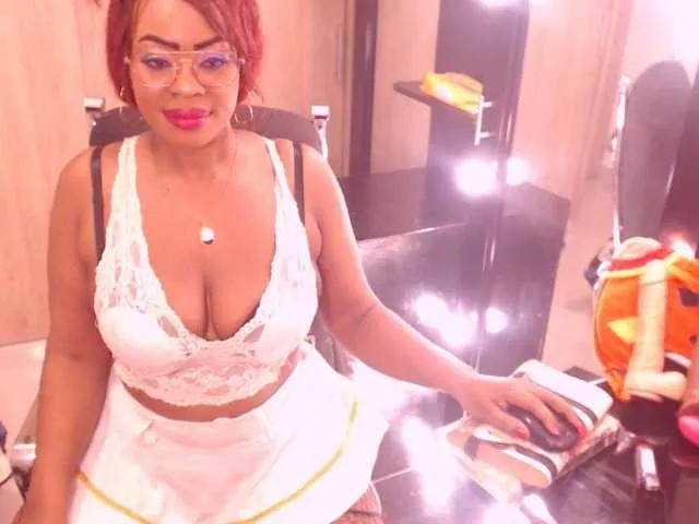 LizaDouson on BongaCams 