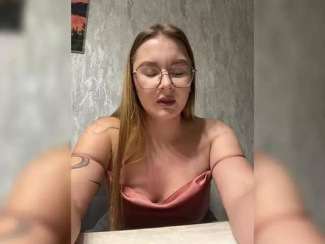 Lovely0901 on BongaCams