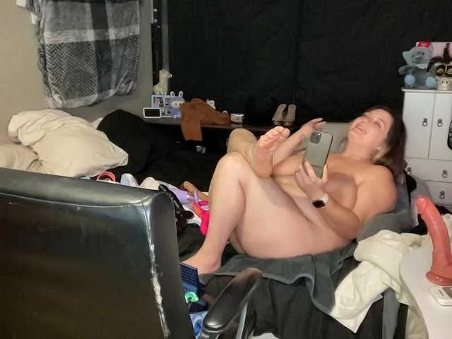 maramaze — its my birthday today!!