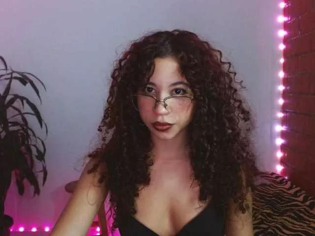Watch BongaCams's Medussa333 Medussa333 from BongaCams