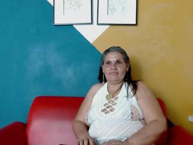 PerlaLovely on BongaCams