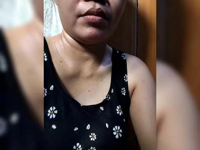 Pretty30 from BongaCams