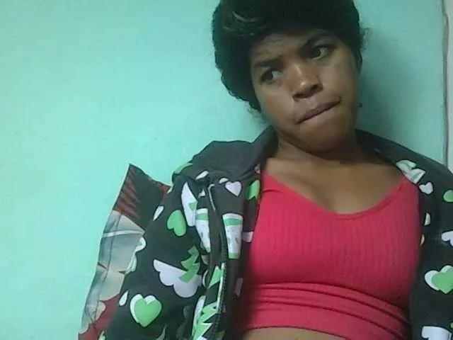Raishahot on BongaCams 