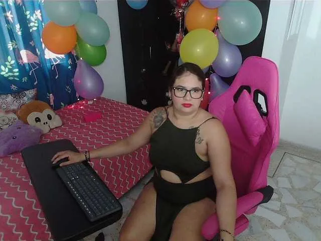 rous-kinky — show horny #bigpussy#ballons#happy @total 