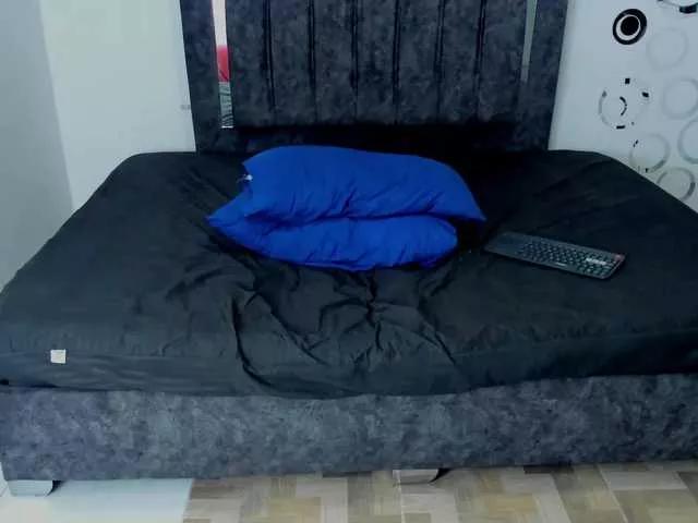 Sweet Skarleth018 wants you to fuck her body now Skarleth018 from BongaCams