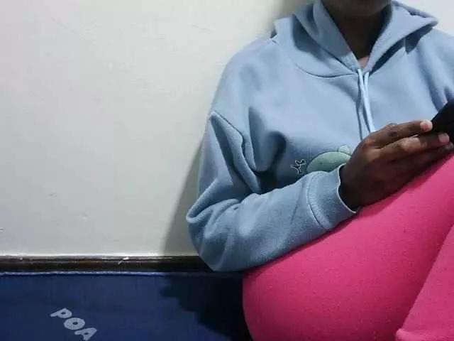 Explore BongaCams's Tatswee Tatswee from BongaCams