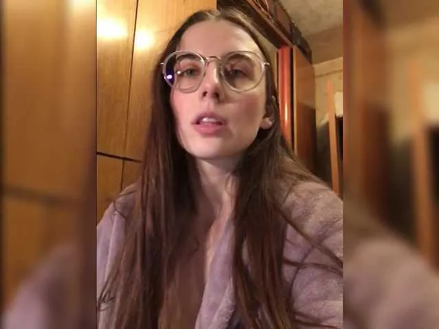 BongaCams TeaseWithTaste is Freechat TeaseWithTaste — First day here! Treat me well and I will spoil you with my hot body :)