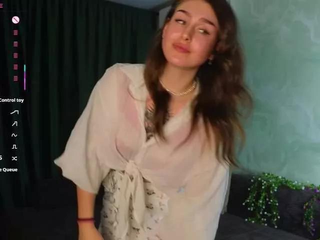 Masturbate to 18 years old TinyMollys from BongaCams TinyMollys from BongaCams