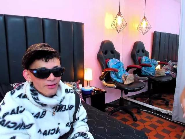 Gorgeous ZairanMatheus wants you to fuck their body now ZairanMatheus from BongaCams