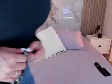 _dara_ from Chaturbate