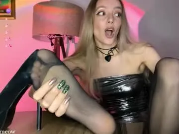 _emily__sweety_ on Chaturbate