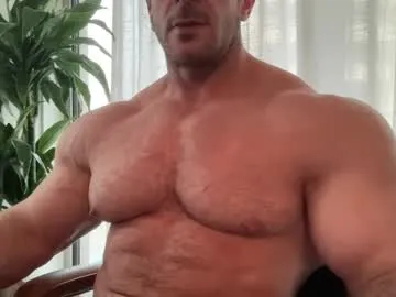 alessandrobuilder — #bodybuilder #bodybuilding #couple #muscle #findom