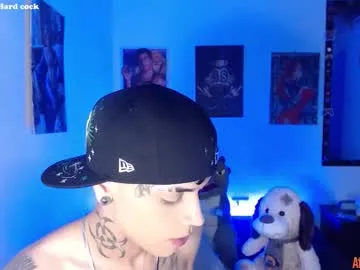 alex_rockstar — GOAL: SHOW CUM [997 tokens remaining] Welcome to my room!  #bigcock #ass #master #latino #gay #18