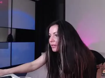 amelinamersi — Hi, hi....wanna see me in a bra... #dance #new #natural #feet #Shy - Goal: Target  [496 tokens left]