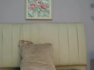 Slutty Amy_le wants you to fuck her body now amy_le from Chaturbate