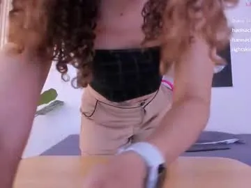 angela_donnato — GOAL: Oil in my soles ...99 [299 tokens remaining] 