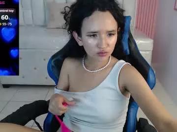 Join Bella_vibes_s, she wants to masturbate for you bella_vibes_s from Chaturbate