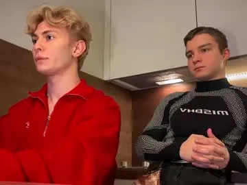 ben_harmon — FLEX MUSCLES [50 tokens left] #bigcock #twink #muscle #teen #young