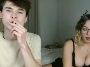 Masturbate to cute model Bluemoonbeer bluemoonbeer from Chaturbate