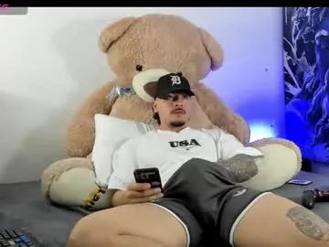 boyc02_ on Chaturbate
